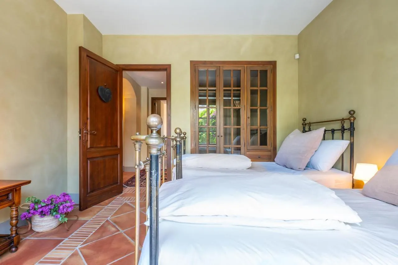 Villa Casa Sol. Encantadora Villa Con Piscina Marbella