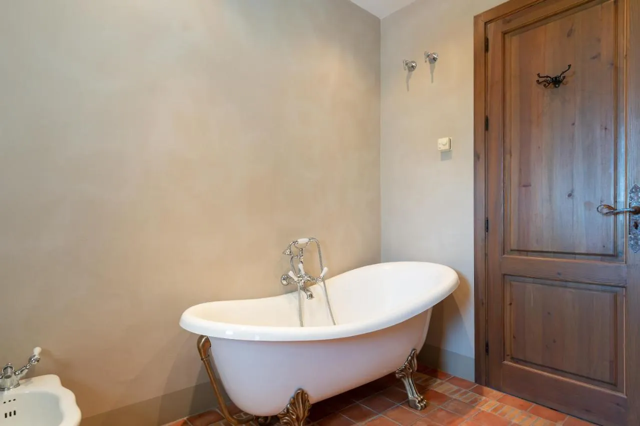 Villa Casa Sol. Encantadora Villa Con Piscina Marbella