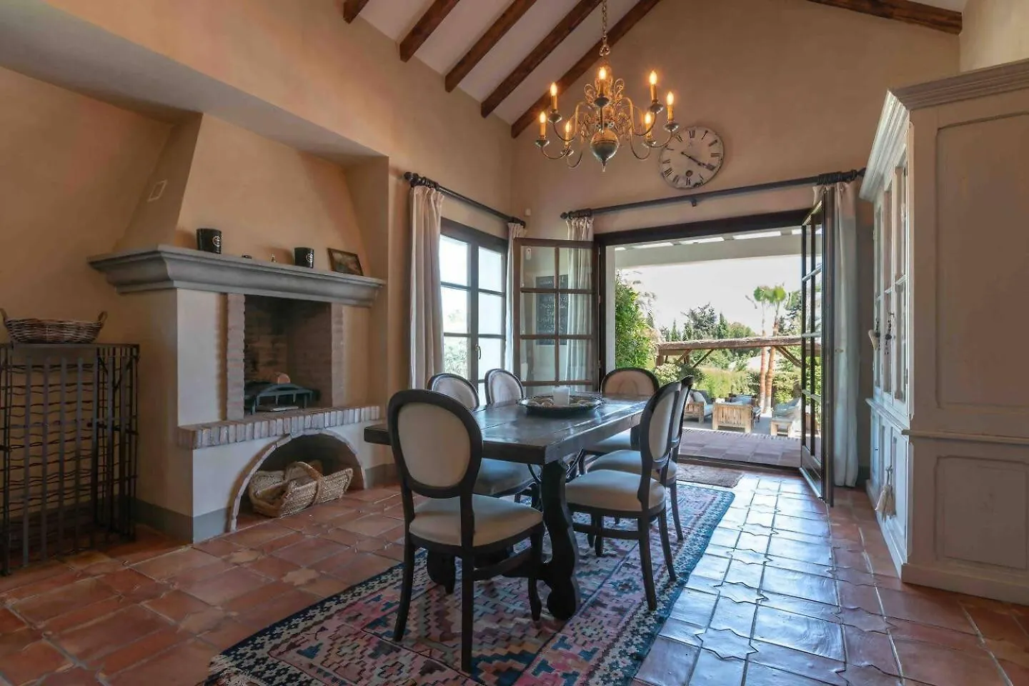 Villa Casa Sol. Encantadora Villa Con Piscina Marbella