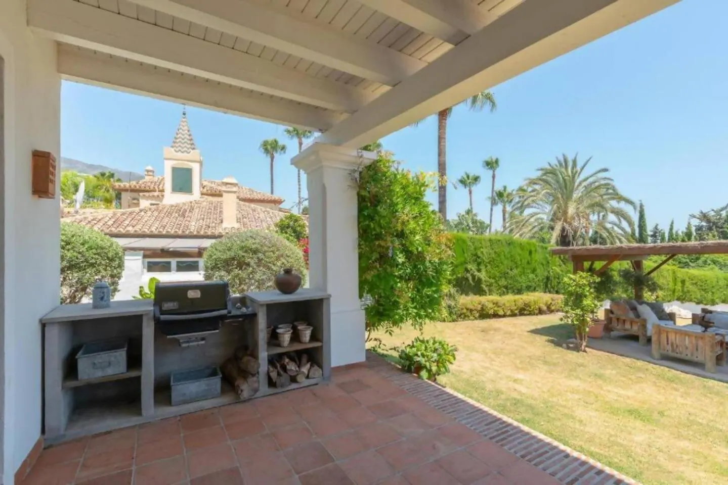 Villa Casa Sol. Encantadora Villa Con Piscina Marbella