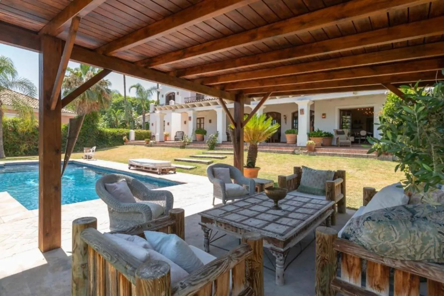 Villa Casa Sol. Encantadora Villa Con Piscina Marbella