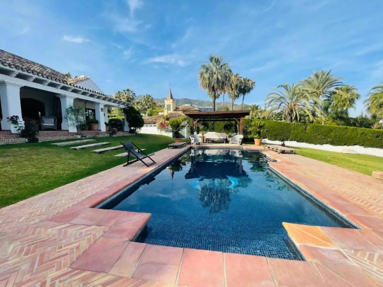 Villa Casa Sol. Encantadora Villa Con Piscina Marbella Spain